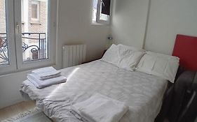 Paris 11 Studio